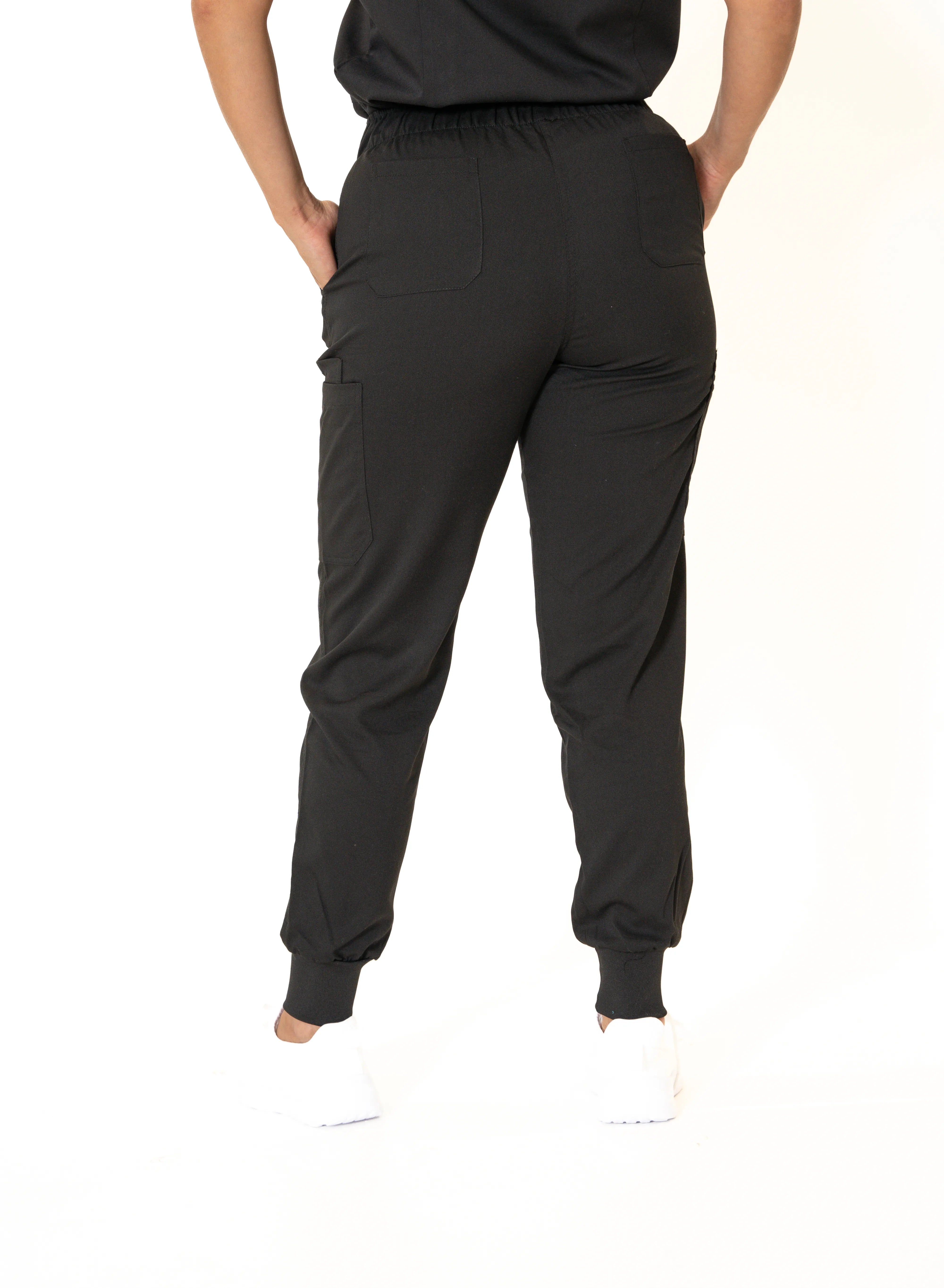 Black Round Neck + Jogger Pants